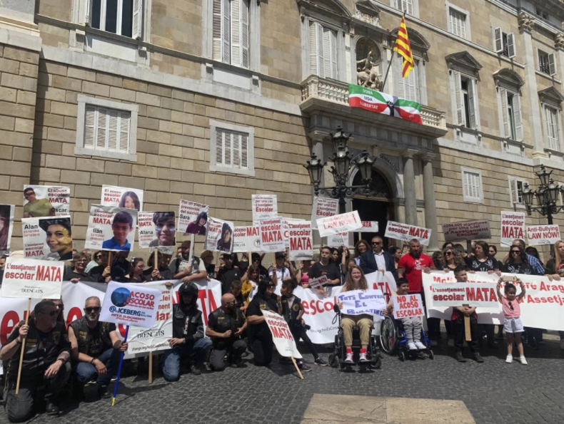 Acoso escolar, marcha silenciosa contra el bullying.