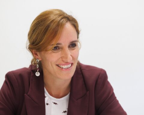 Entrevista a Mónica García en Crónica Libre.