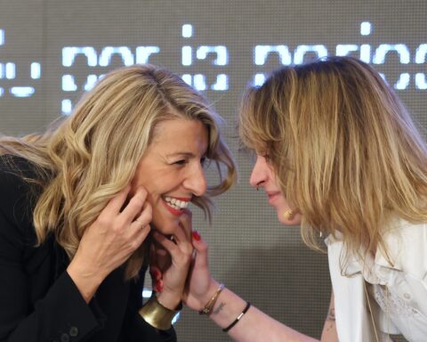 Yolanda Díaz y Elisabeth Duval